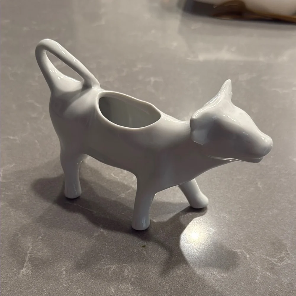 Apilco White Ceramic Cow Creamer